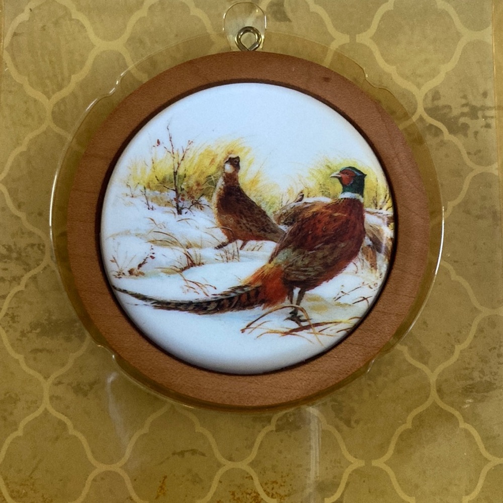 VTG Hallmark Ring-Necked Pheasant Wooden Ornament,1984